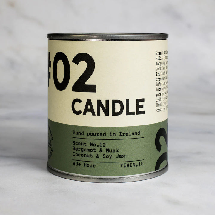 Fiáin - Candle 02 | Bergamot & Musk